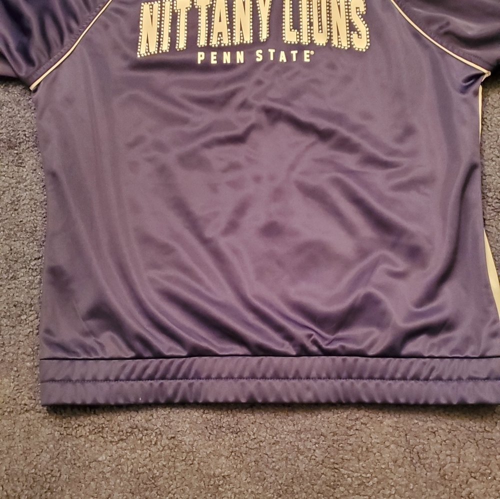 Clothes - Picture 3 of 7